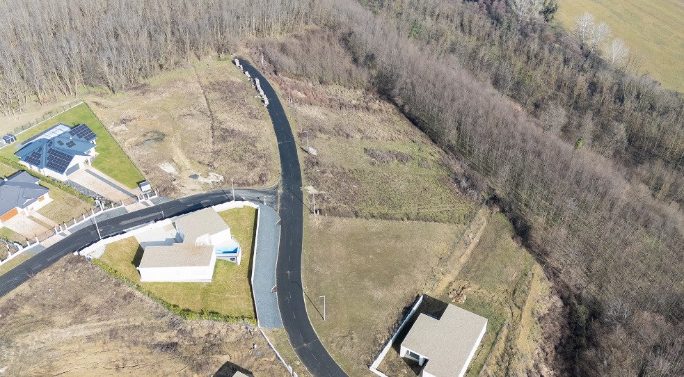 (A-A) Tolles Baugrundstück mit Blick auf Zalacsany