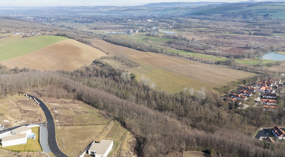 (A-A) Tolles Baugrundstück mit Blick auf Zalacsany
