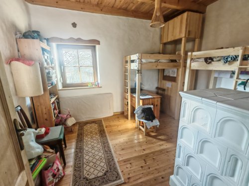 (AAA) Baubiologisch hochwertigst renoviertes Lehm-Ziegelhaus auf großem Grundstück in Alleinlage (CM1705)