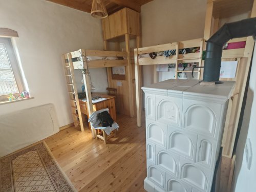 (AAA) Baubiologisch hochwertigst renoviertes Lehm-Ziegelhaus auf großem Grundstück in Alleinlage (CM1705)