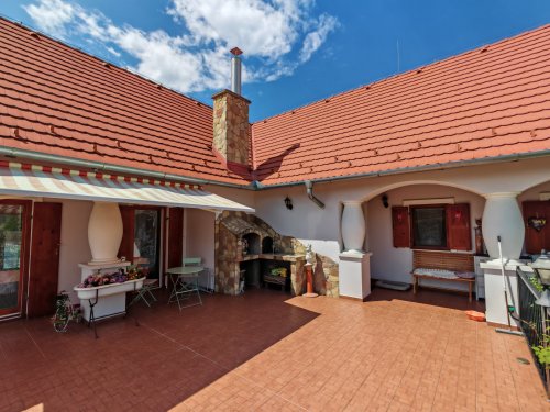 (AAA) Traumhaftes Anwesen in einer Spitzenlage Nähe Balaton (CM333-3)