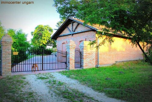 (AAA) Absolute Seltenheit: Originalgetreu renoviertes Herrenhaus aus 1860 (WH9418-8)