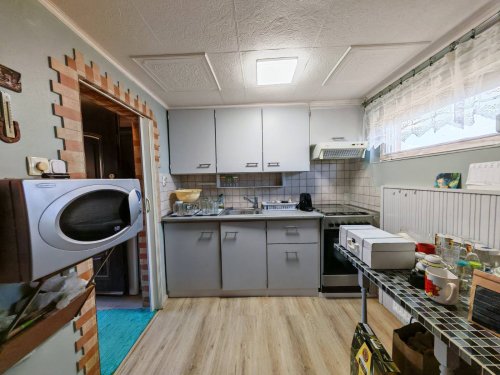 (AAA) Ein liebevoll gepflegtes, geräumiges Einfamilienhaus (RV1420)