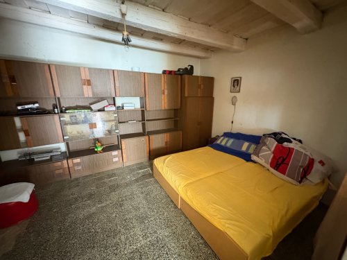 (BBA) Sanierungsbedürftiges  Haus in ruhiger Umgebung (KK0800)