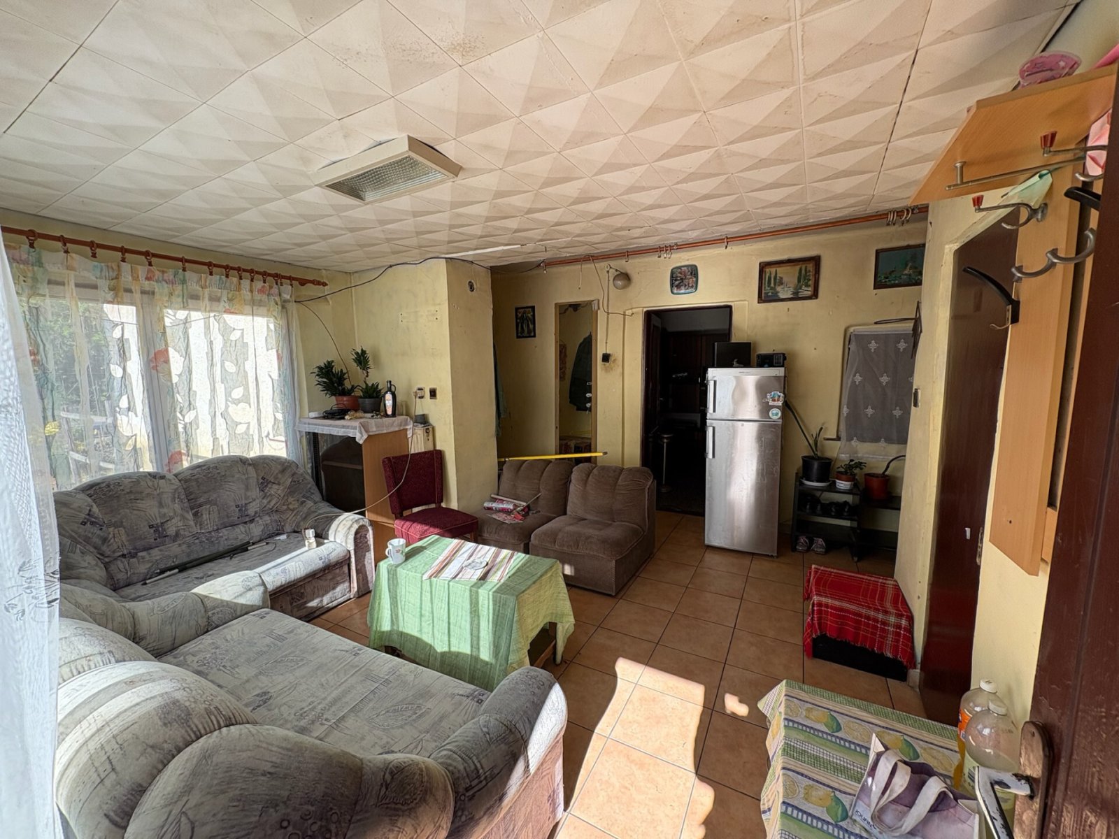 (BBA) Sanierungsbedürftiges  Haus in ruhiger Umgebung