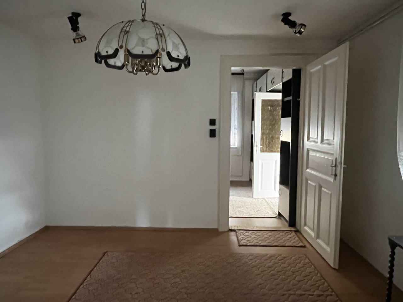 (ABA) Einfamilienhaus / Existenz  mit vielfältigen Nutzungsmöglichkeiten im schönen Tapolca (KK2208)