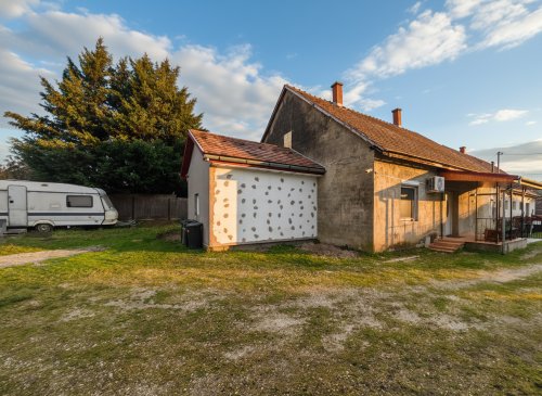 (ABA) Großes Einfamilienhaus  nur 10 km vom Plattensee (BB8725)