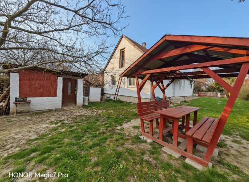 (BAA) Renoviertes Einfamilienhaus in ruhiger, naturnaher Lage (BB0670)