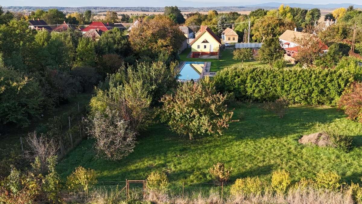(AAA) Vielfältige Nutzungs-Möglichkeiten bei Österreich (WH7327-2)