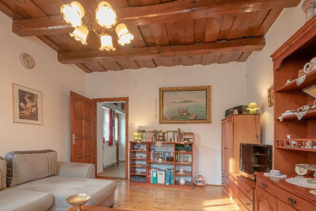 (AAA) Liebevoll renoviertes Bauernhaus in ruhiger Lage mit getrennten Apartment (AAA) (WH1158-2)
