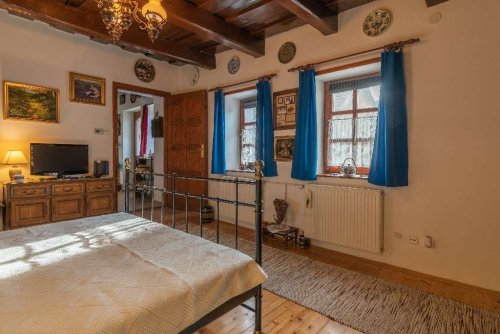 (AAA) Liebevoll renoviertes Bauernhaus in ruhiger Lage mit getrennten Apartment (AAA) (WH1158-2)