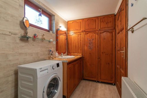(AAA) Liebevoll renoviertes Bauernhaus in ruhiger Lage mit getrennten Apartment (AAA) (WH1158-2)