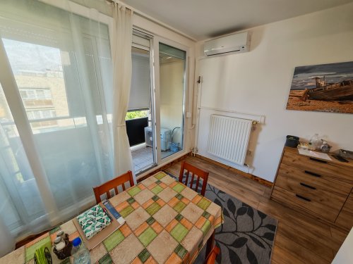 Renovierte Wohnung ab sofort bezugsfertig (BB1195)