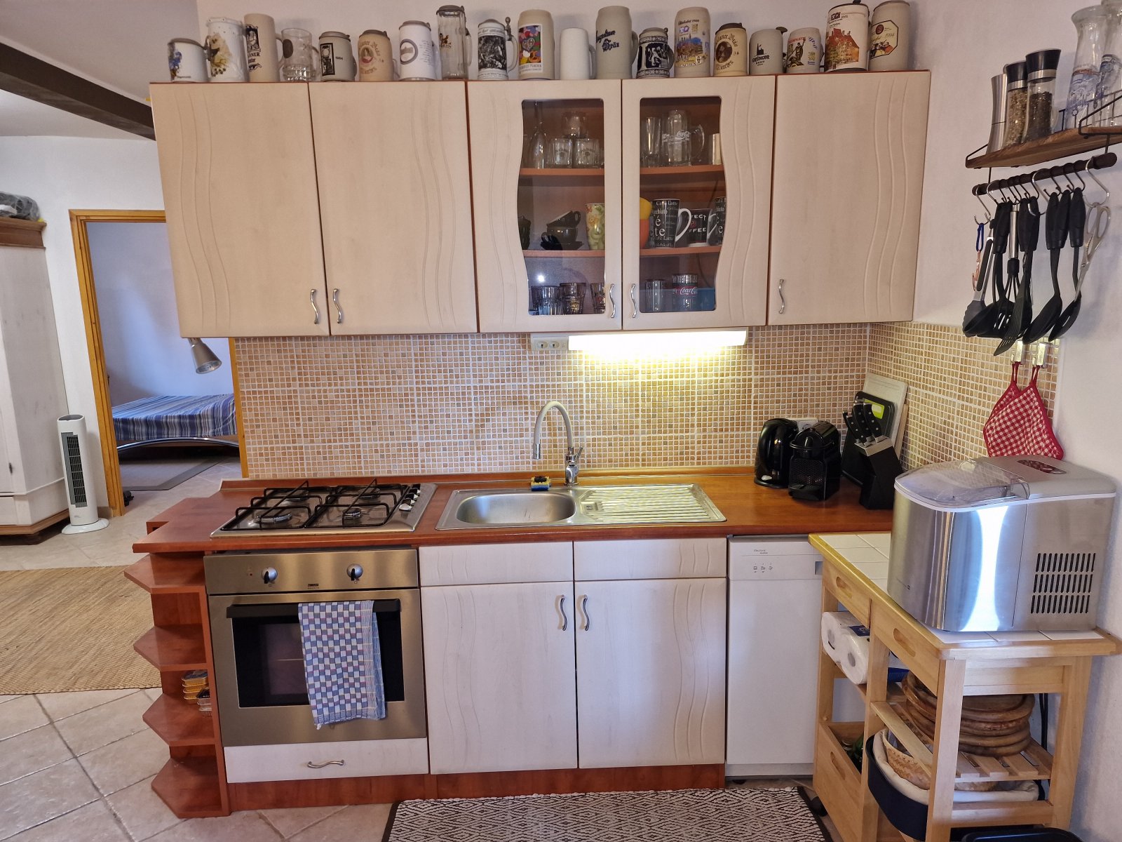 (AAA) Gemütlich, ruhig, professionell saniert, mit Gäste-Apartment am Balaton (CM104-2)