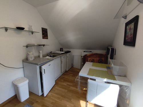 (AAA) Familienhaus mit parkähnlichem Grundstück in außergewöhnlich guter Lage (KK1704-M)
