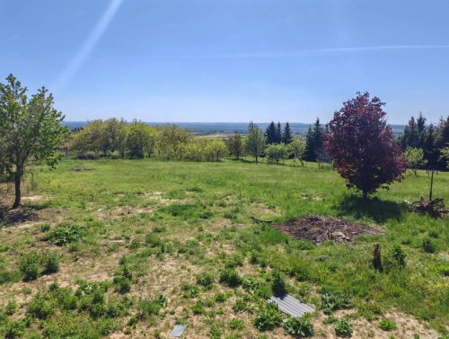 (ABA) Doppel-Grundstück mit Balatonblick &amp; großem Wohnhaus (CM0445)