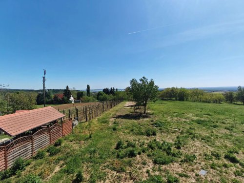 (ABA) Doppel-Grundstück mit Balatonblick &amp; großem Wohnhaus (CM0445)