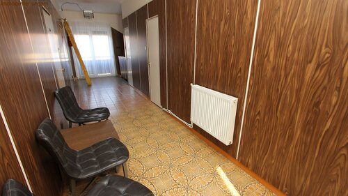 (AAA) Gepflegtes 8 Zimmer Gästehaus in Seenähe (44066)