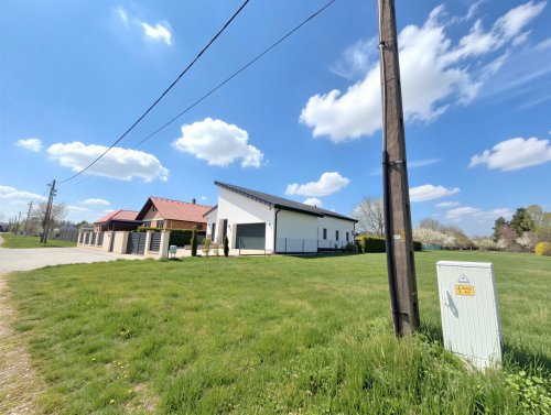 Schönes Baugrundstück voll erschossen im Neubaugebiet von Balatonberény (DW0412)