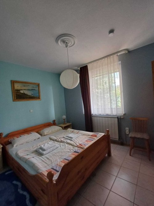 (AAA) Renditeobjekt: Mehrfamilienhaus mit 5 Wohnungen im weltberühmten Thermalbad (KE09)