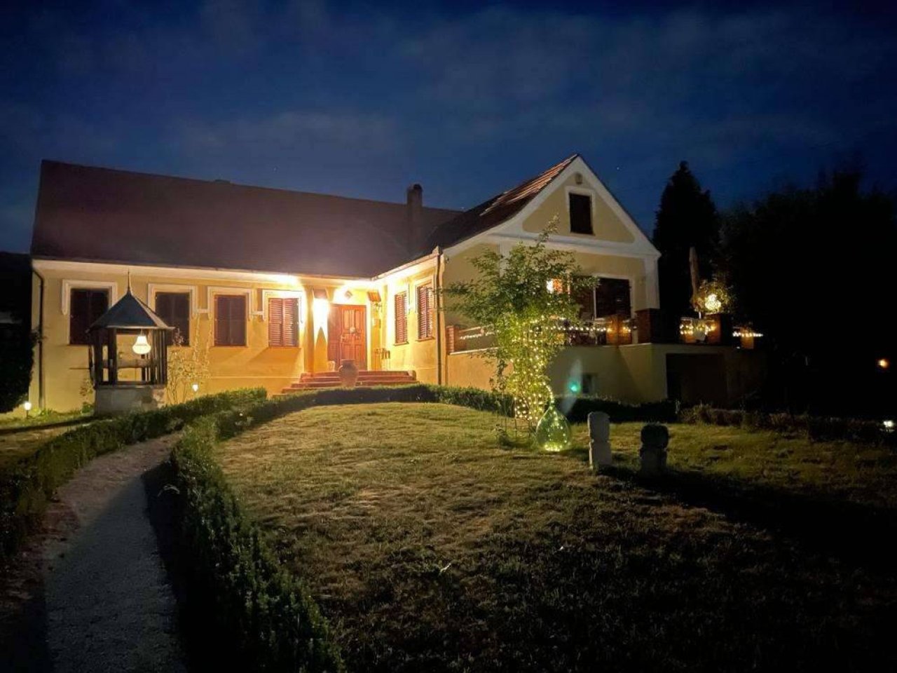(AAA) Idyllisches Anwesen mit Gästehaus bei Österreich (WH4387)