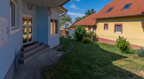 (AAA) Neuwertiges Schmuckstück in der Nähe von Plattensee (33903)