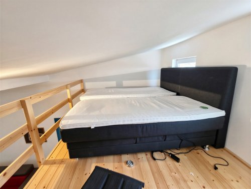 (AAA) Neuwertiges Landhaus mit Gästeappartment, Pool &amp; Caravan-Stellplätzen (CM064-G)