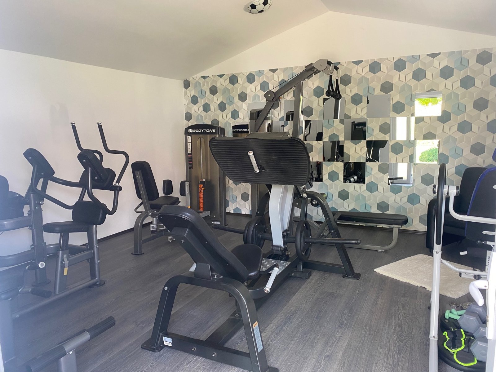 (BAA) Renoviertes Einfamilienhaus in ruhiger, naturnaher Lage (FB0461)