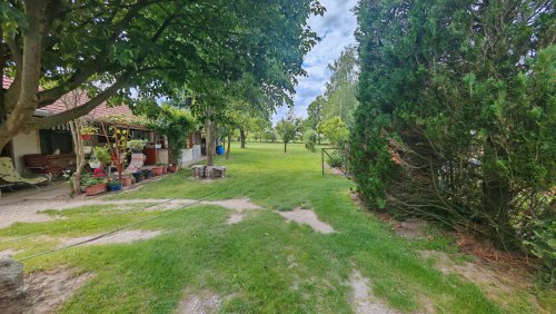 (BAA) Landhaus in ruhiger Lage mit sehr schönem Grundstück (MW1015)