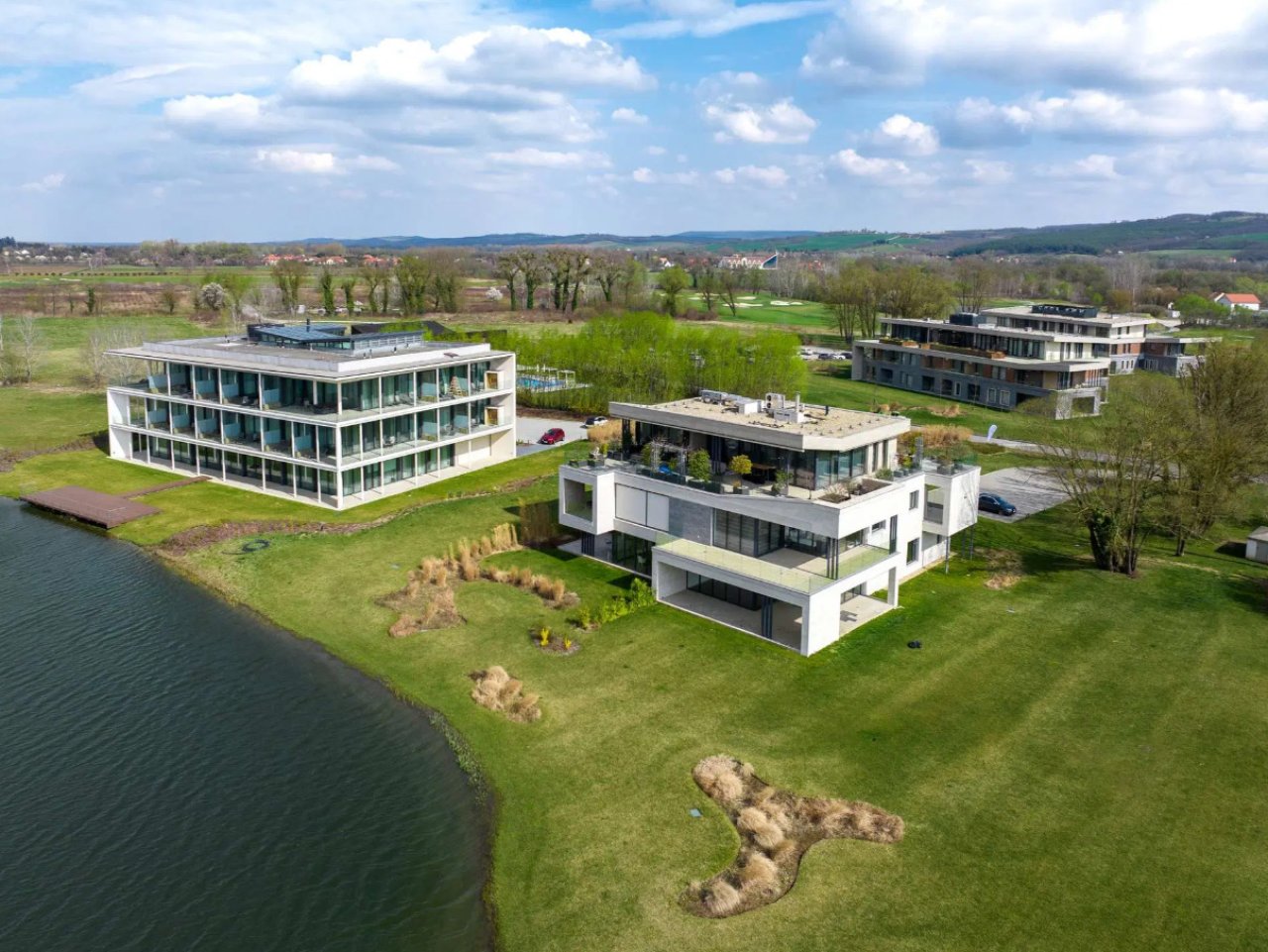 (AAA) Luxeriöses Apartment im besten Golf Resort Ungarns zur Eigennutzung oder Vermietung (ZSB2103)