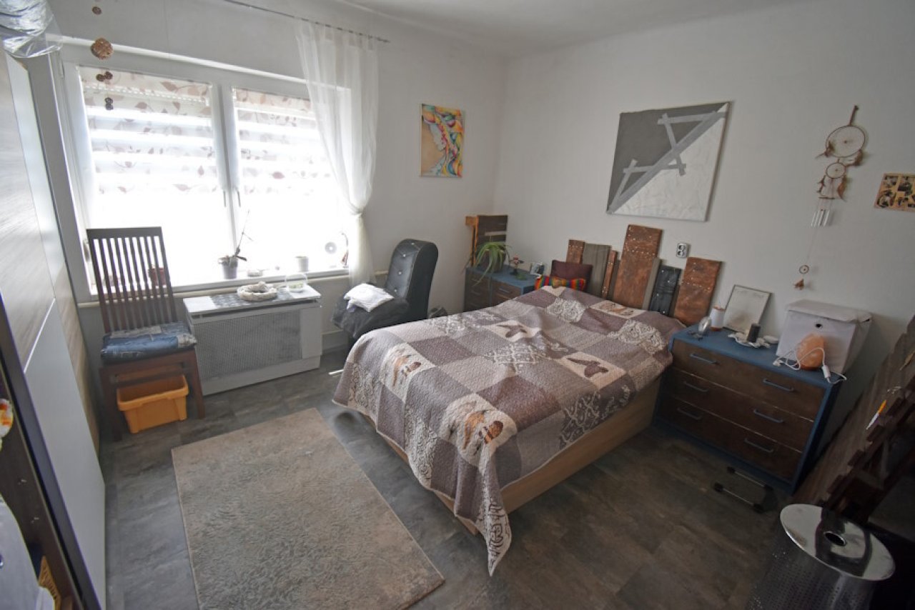 (BAA) Renoviertes Einfamilienhaus in ruhiger, naturnaher Lage (FER2040)