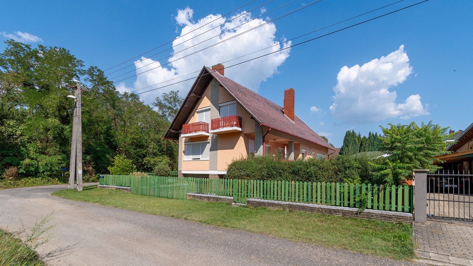 (AAAB) Familienhaus mit Pool in Héviz für Geschäft & Privat geeignet (33739-2)