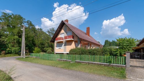 (AAAB) Familienhaus mit Pool in Héviz für Geschäft &amp; Privat geeignet (33739-2)