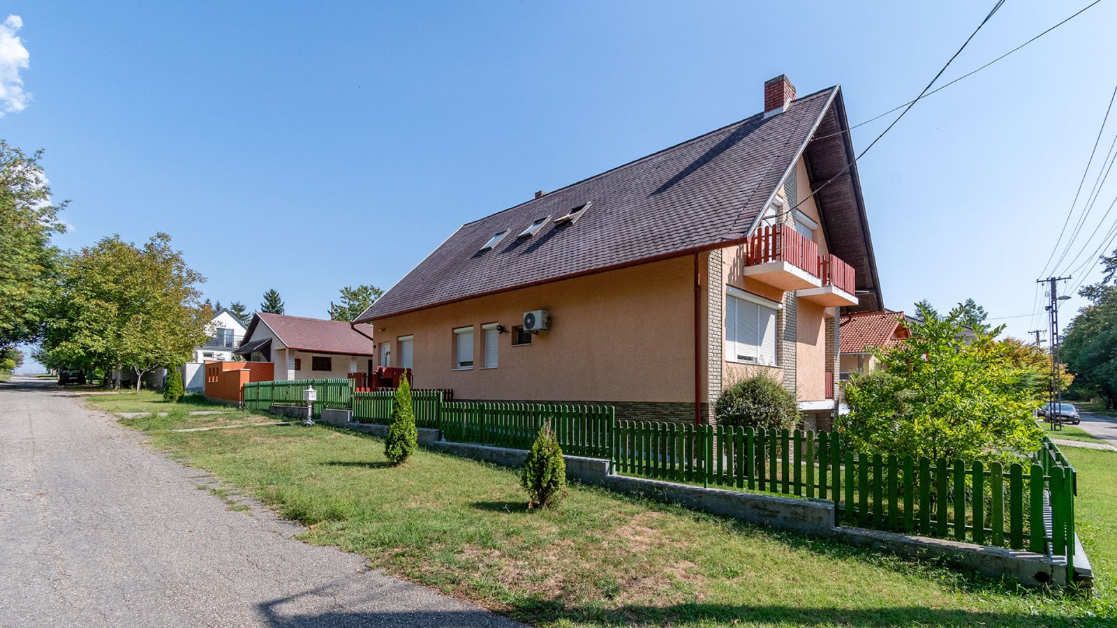 (AAAB) Familienhaus mit Pool in Héviz für Geschäft &amp; Privat geeignet