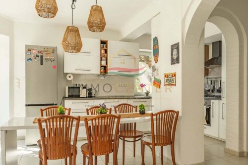 (AAA) Stimmungsvolles, modernes Traumhaus mit Pool in der Nähe des Sees (BO9125)