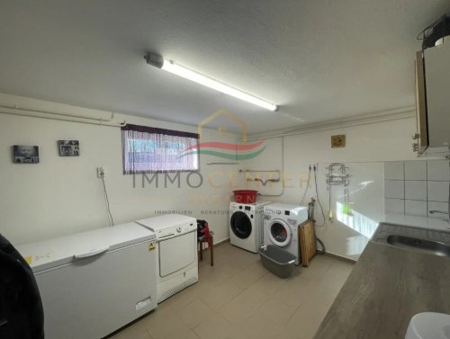 (BAA) Großes Landhaus in ruhiger Lage bietet vielfältige Nutzungsmöglichkeiten (KK9078)