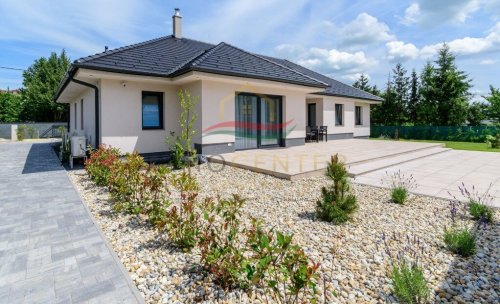 (AAA) Neu erbautes, exklusives Einfamilienhaus (33714)