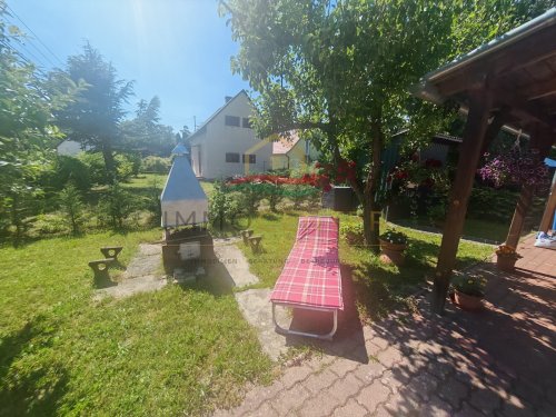 (BAA) Ferienhaus nur 150 Meter vom Wasser entfernt (BB8496)