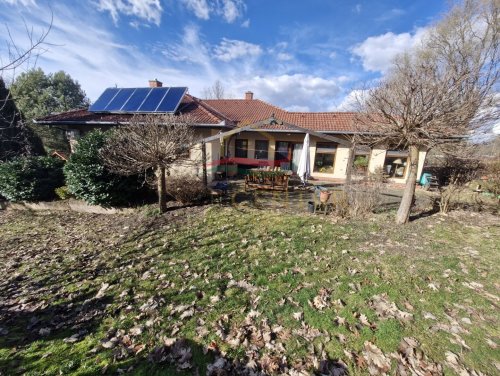 (BAA) Energieautarkes Landhaus mit Blockhütte &amp; Sauna auf einem 7000 m² großen Panoramagrundstück (SJ001)