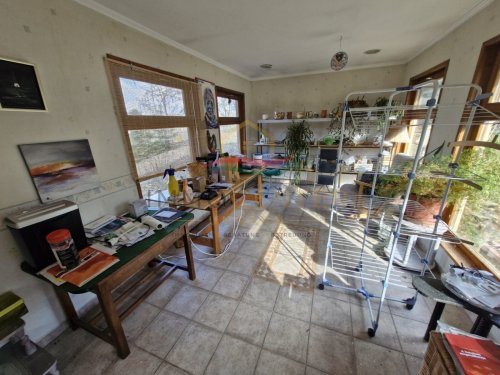 (BAA) Energieautarkes Landhaus mit Blockhütte &amp; Sauna auf einem 7000 m² großen Panoramagrundstück (SJ001)