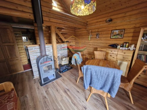 (BAA) Energieautarkes Landhaus mit Blockhütte &amp; Sauna auf einem 7000 m² großen Panoramagrundstück (SJ001)