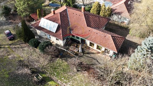 (BAA) Energieautarkes Landhaus mit Blockhütte &amp; Sauna auf einem 7000 m² großen Panoramagrundstück (SJ001)