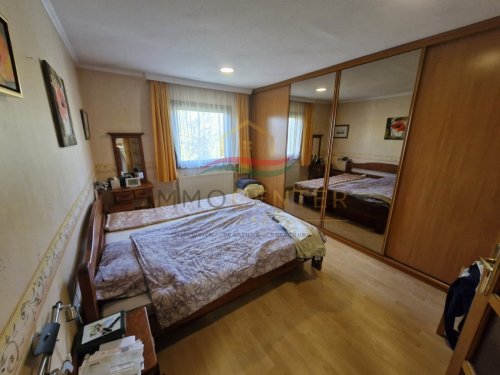 (BAA) Energieautarkes Landhaus mit Blockhütte &amp; Sauna auf einem 7000 m² großen Panoramagrundstück (SJ001)