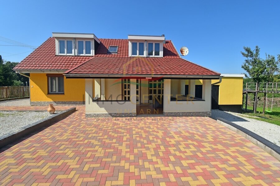 (BAA) Renoviertes Einfamilienhaus in ruhiger, naturnaher Lage