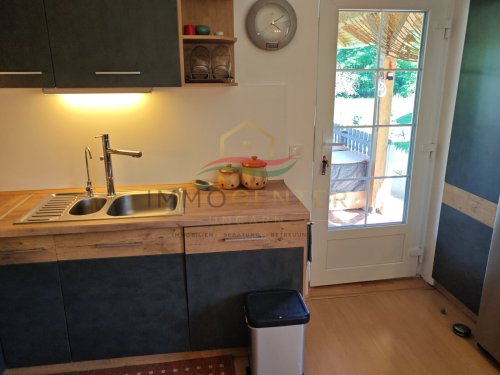 (BAA) Perfektes Zweifamilienhaus in hervorragendem Zustand mit großem Grundstück / Wald ideal für Selbstversorger (CM081-2)