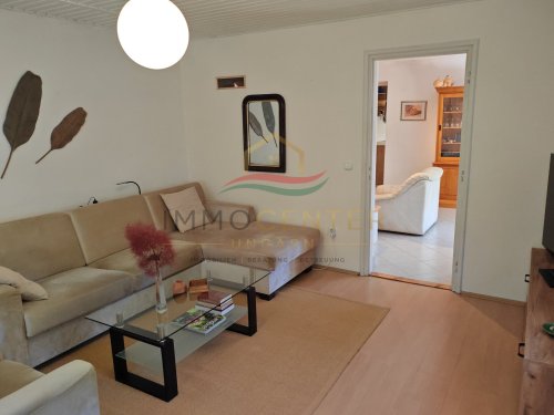 (BAA) Perfektes Zweifamilienhaus in hervorragendem Zustand mit großem Grundstück / Wald ideal für Selbstversorger (CM081-2)