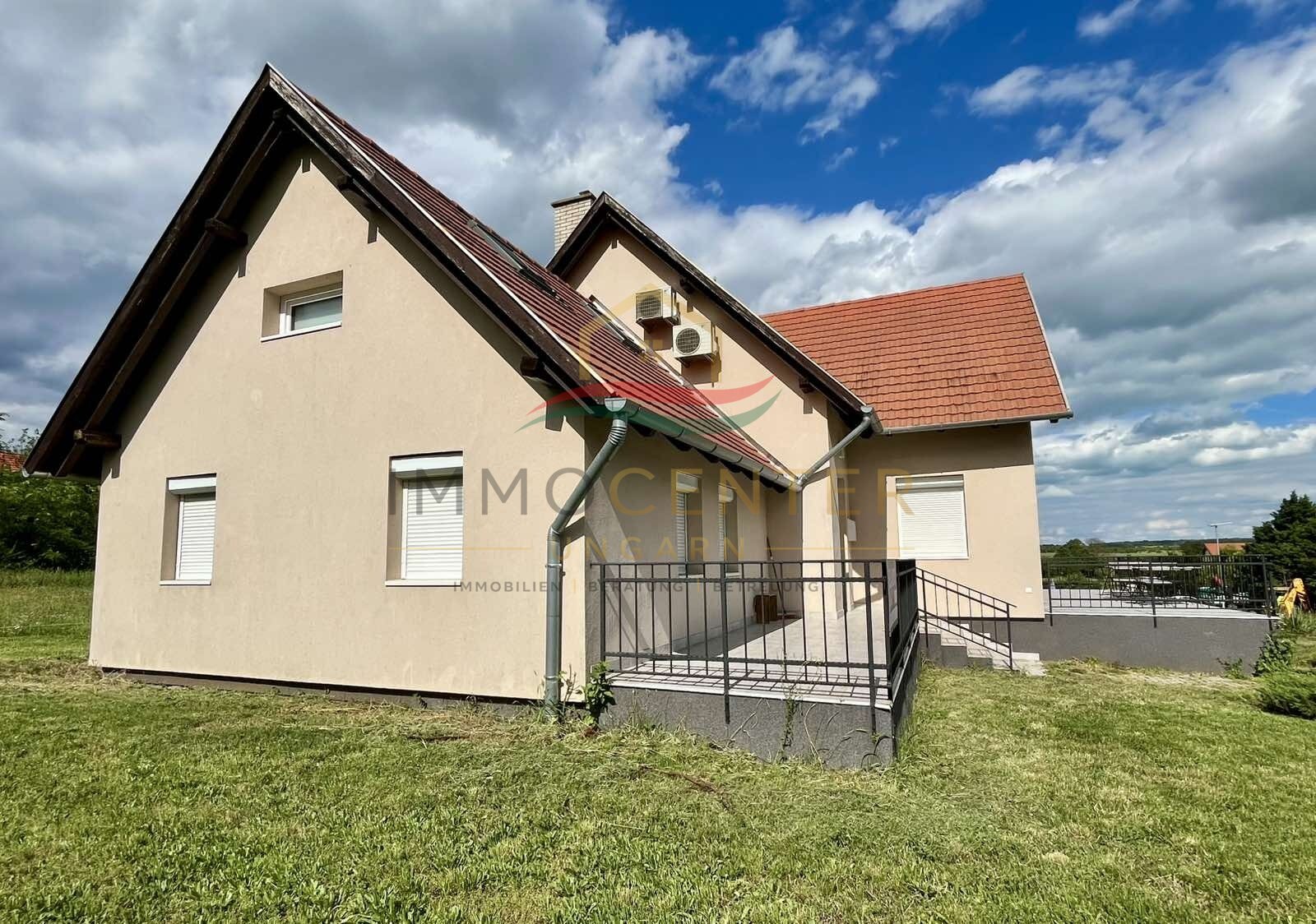 (AAA) Renoviertes Schmuckstück in der Nähe vom Nordufer mit Panoramablick
