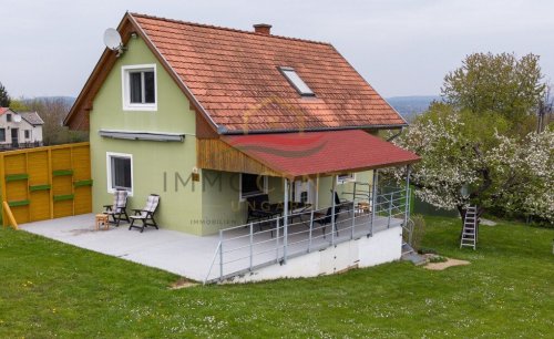 (AAA) Einfamilienhaus oberhalb von Héviz in ruhiger Weinberg-Lage (33897)