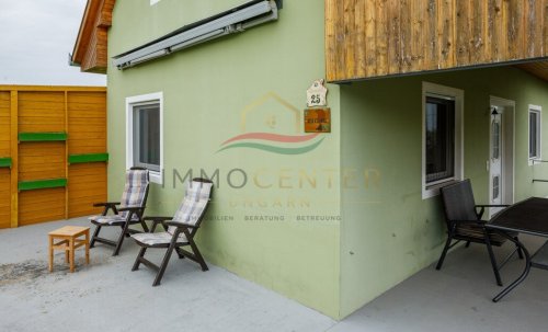 (AAA) Einfamilienhaus oberhalb von Héviz in ruhiger Weinberg-Lage (33897)