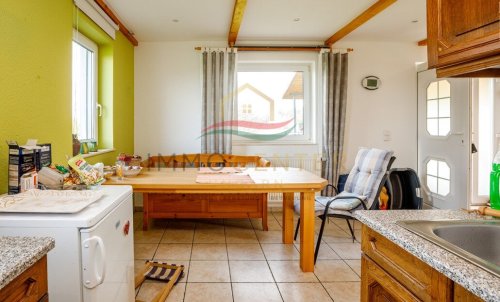(AAA) Einfamilienhaus oberhalb von Héviz in ruhiger Weinberg-Lage (33897)
